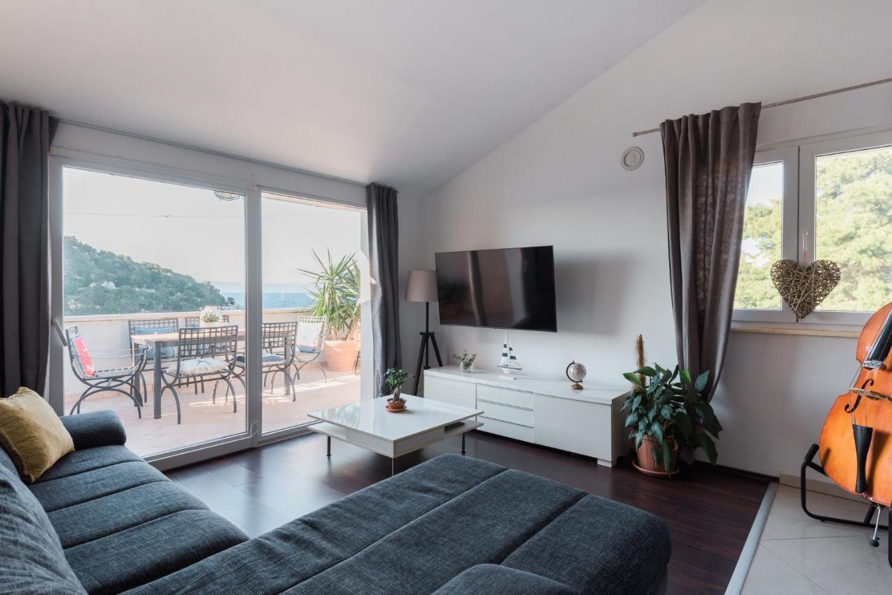 Accommodation Triton Lastovo Exterior photo